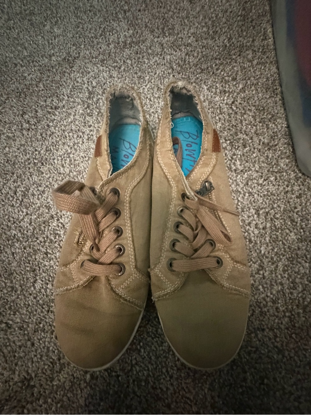 Blowfish Malibu Tan Canvas Sneakers Women’s Size 9.5/10